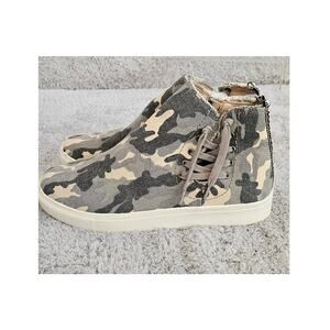 NEW Very G Trinnity Grey Camo High Top Ankle Boots Womens Sneakers Sz 11